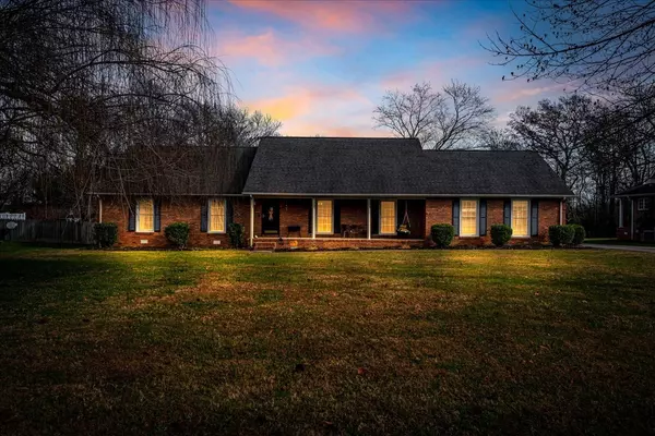 105 Safley Ct, Tullahoma, TN 37388