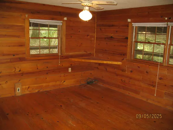 Crossville, TN 38571,1555 Brown Creek Dr