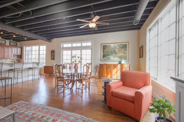 Franklin, TN 37064,320 Liberty Pike #214