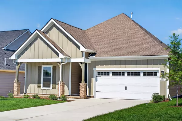 Columbia, TN 38401,3915 Trinity Woods Rd