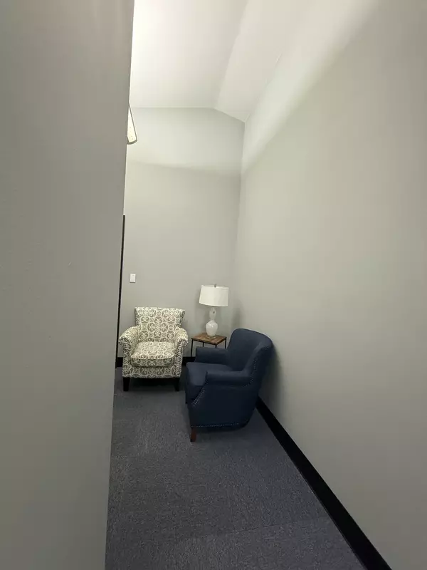 Brentwood, TN 37027,5560 Franklin Pike Cir