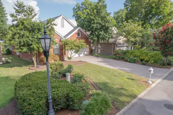 Brentwood, TN 37027,5530 Hearthstone Ln