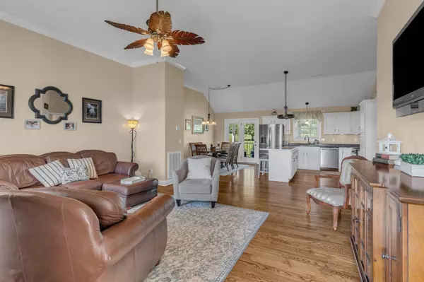 Burns, TN 37029,1688 Porter Rd