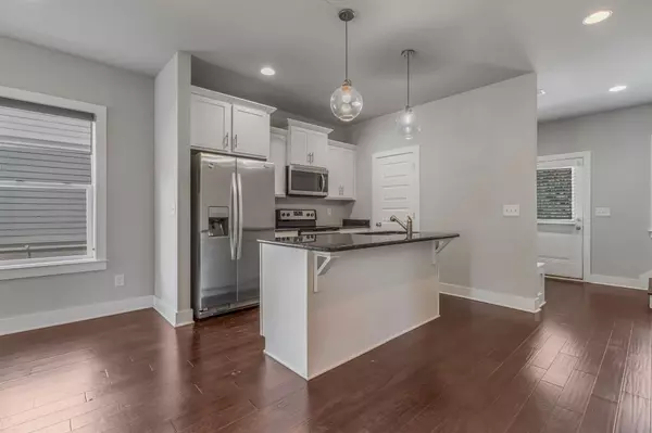 Nashville, TN 37207,732 Cottage Park Dr