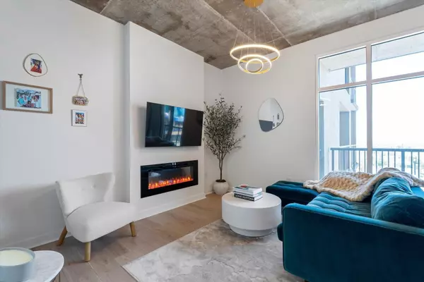 Nashville, TN 37203,1510 Demonbreun St #807