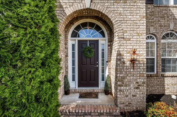 Murfreesboro, TN 37128,5230 Saint Ives Dr