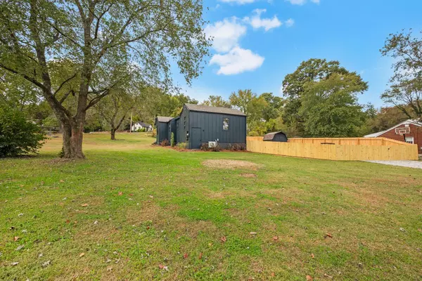 Nashville, TN 37211,732 Drummond Dr