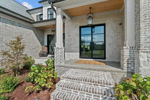 Brentwood, TN 37027,9900 Amarosa Ct