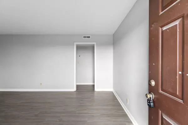 Clarksville, TN 37042,144 Darlene Dr #C