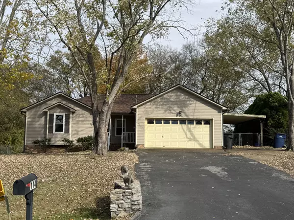 114 Green Vale Dr, Columbia, TN 38401