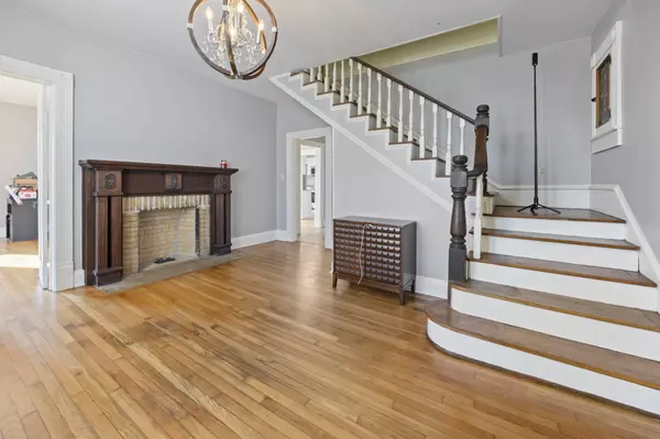 Decherd, TN 37324,202 W Main St