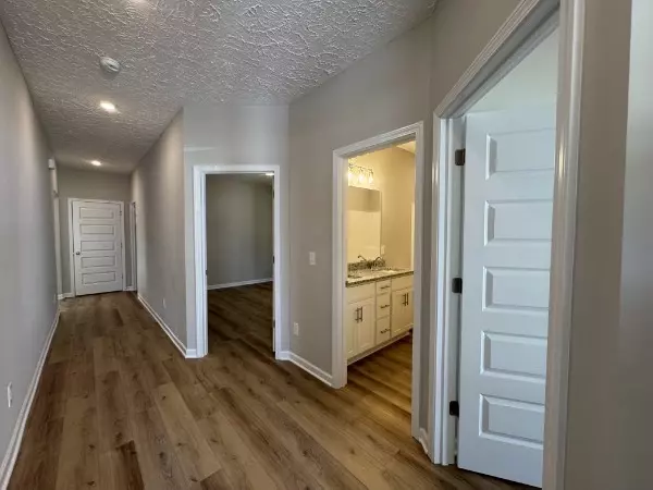 Manchester, TN 37355,8 Laurel View St