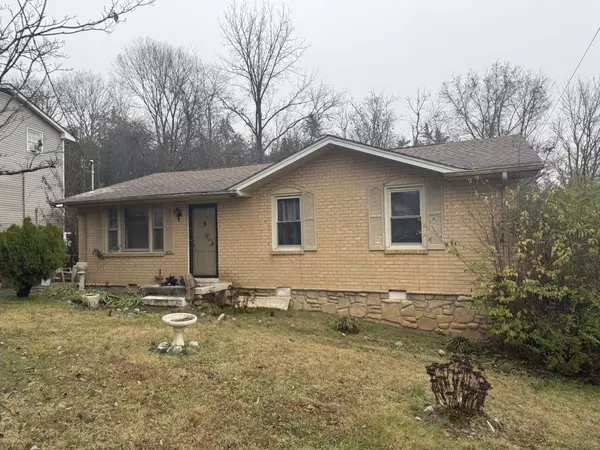 613 Maclaurin Ct, Nashville, TN 37207