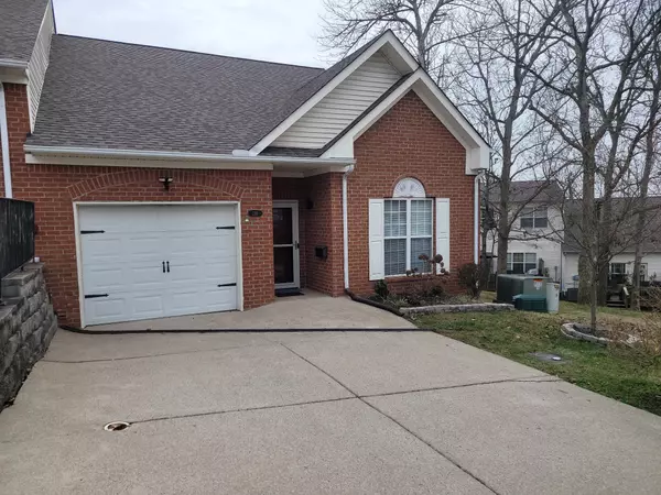 219 Wyndom Ct, Goodlettsville, TN 37072