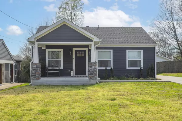 926 Curdwood Blvd, Nashville, TN 37216