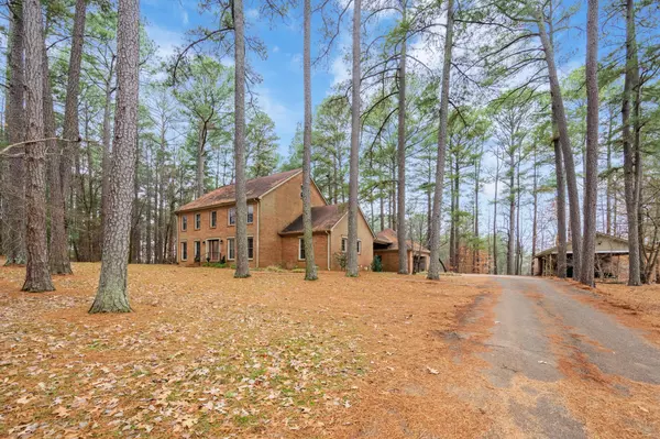 Huntingdon, TN 38344,371 Woodland Dr