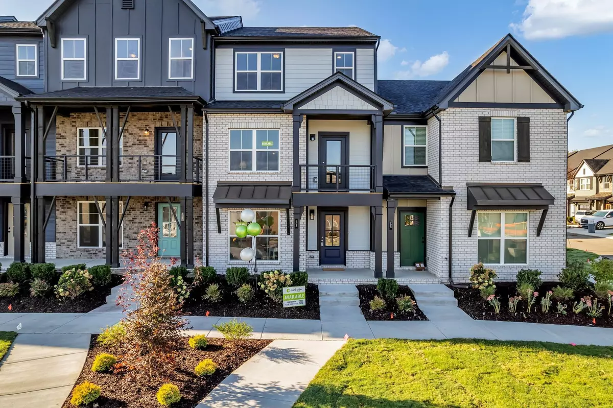 Hendersonville, TN 37075,505 Mantes Aly