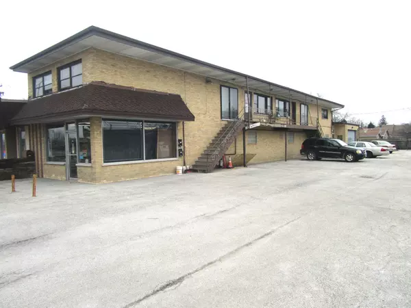 6357 W 79th ST, Burbank, IL 60459