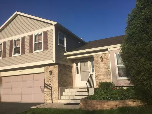 Carol Stream, IL 60188,440 Stonewood CIR