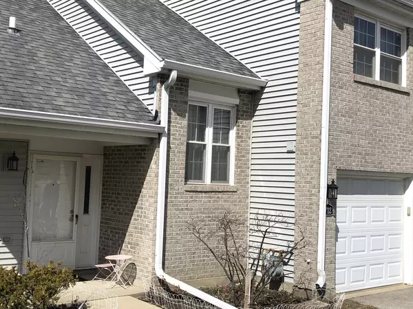 Wheeling, IL 60090,712 Sutton CIR