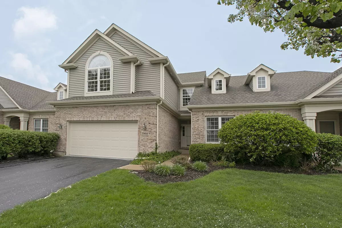 Lake In The Hills, IL 60156,3960 Willow View DR