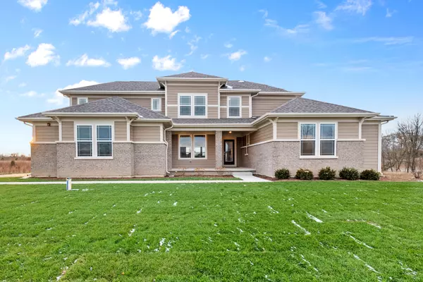 24366 N. Blue Aster LN, Lake Barrington, IL 60010