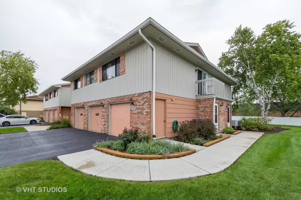 Schaumburg, IL 60173,615 Whalom LN #615