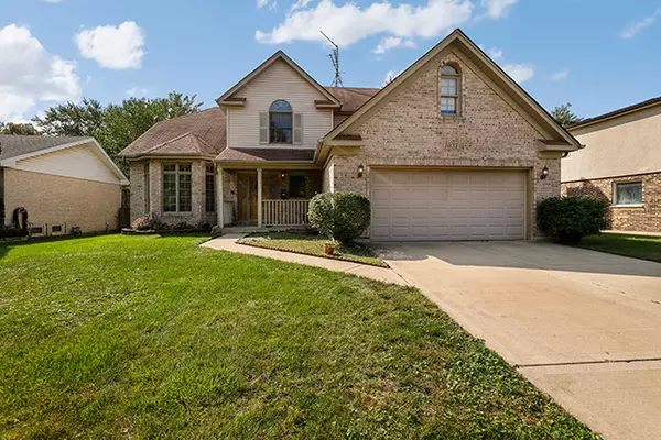 1031 W Gramercy LN, Addison, IL 60101