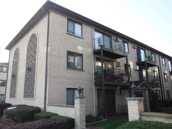 7212 W WRIGHTWOOD AVE #2S, Elmwood Park, IL 60707