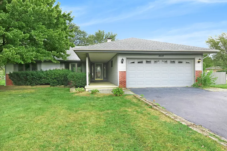 3317 N Betty DR, Arlington Heights, IL 60004