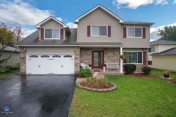 132 S Canyon DR, Bolingbrook, IL 60490