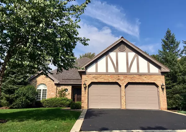 Burr Ridge, IL 60527,2 Berkshire LN