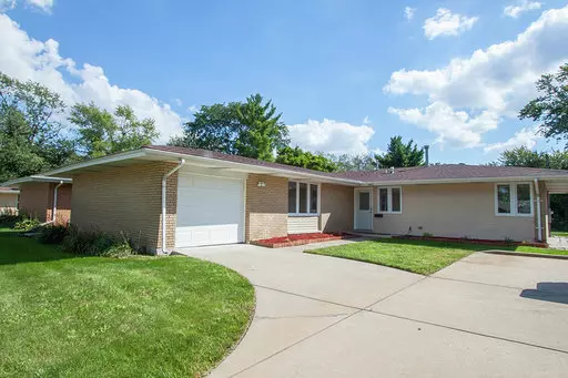 Oak Forest, IL 60452,5485 Adeline PL