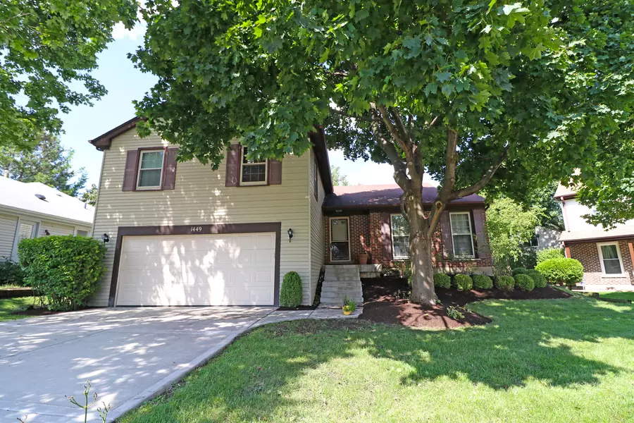 1449 Chase CT, Buffalo Grove, IL 60089