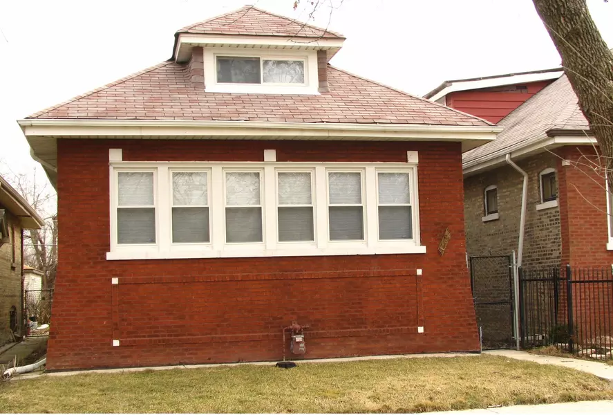 8953 S Bishop ST, Chicago, IL 60620