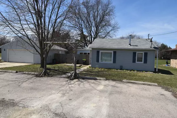 173 N Somonauk RD, Cortland, IL 60112