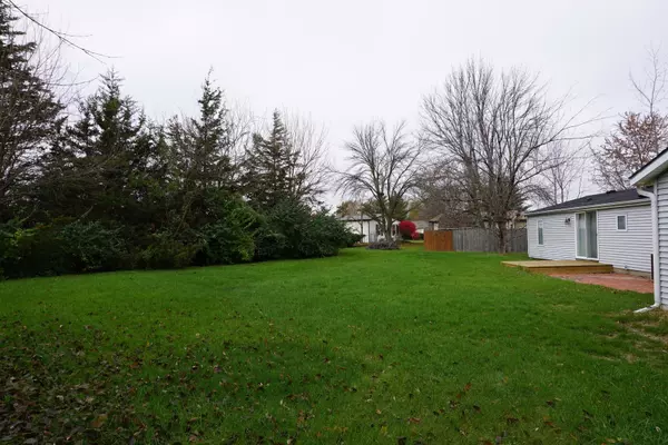 Mahomet, IL 61853,1207 Salmon CT