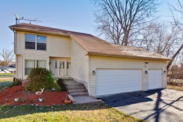 501 Monterrey TER, Mchenry, IL 60050