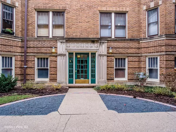 721 Hinman AVE #3E, Evanston, IL 60202