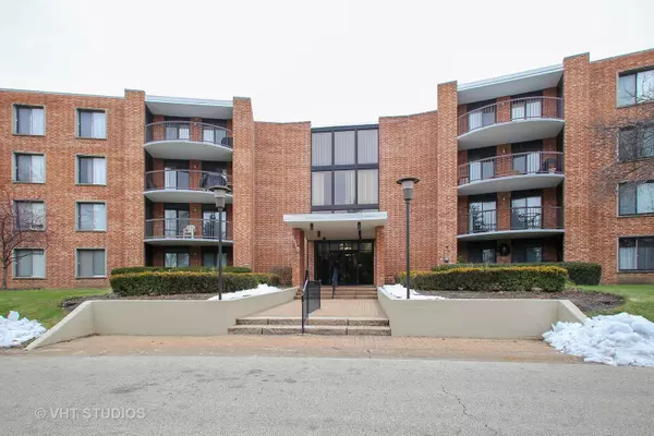 1515 E Central RD #464B, Arlington Heights, IL 60005