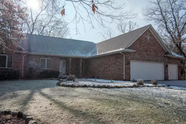 Roscoe, IL 61073,14152 Hickory Rise CT