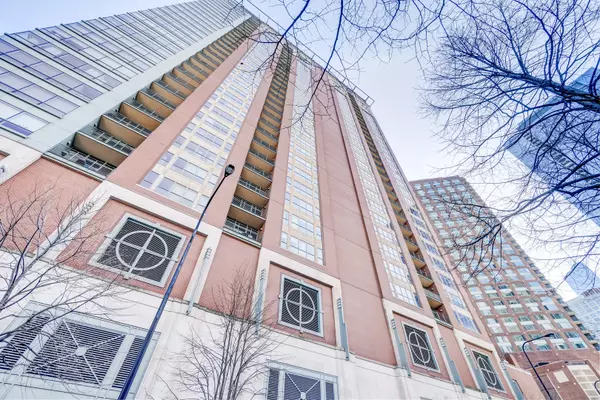 415 E NORTH WATER ST #3106, Chicago, IL 60611