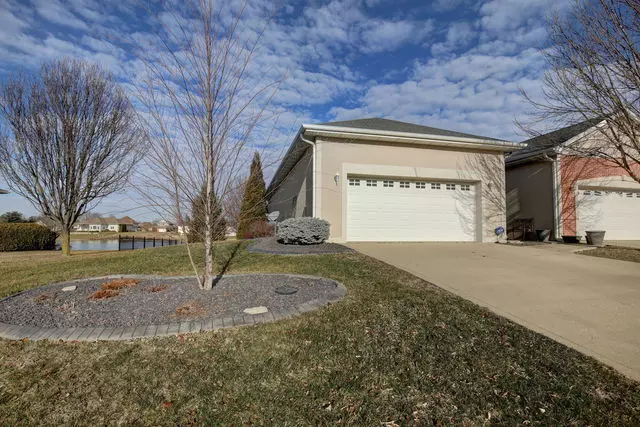 Urbana, IL 61802,2926 Rutherford DR