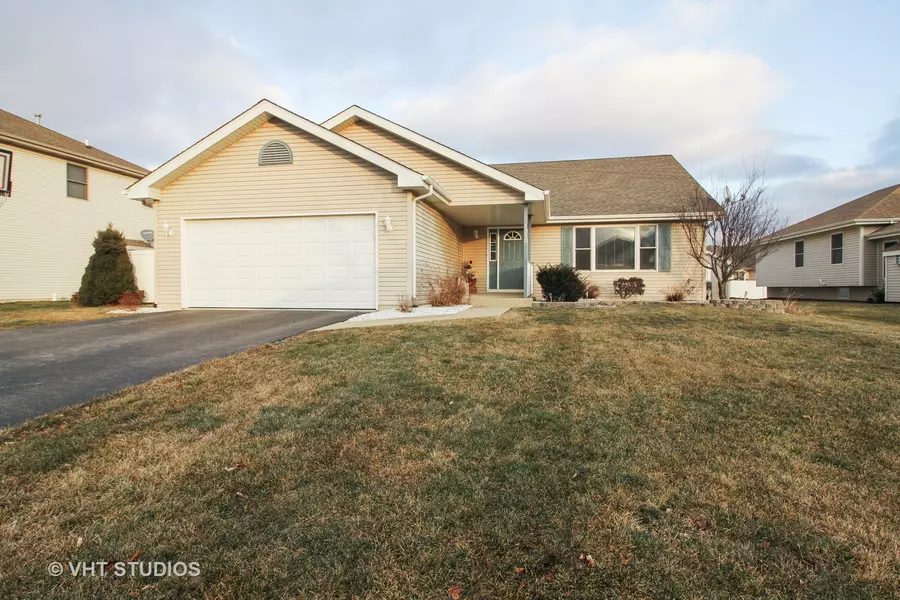 1350 W Cap CIR, Bourbonnais, IL 60914