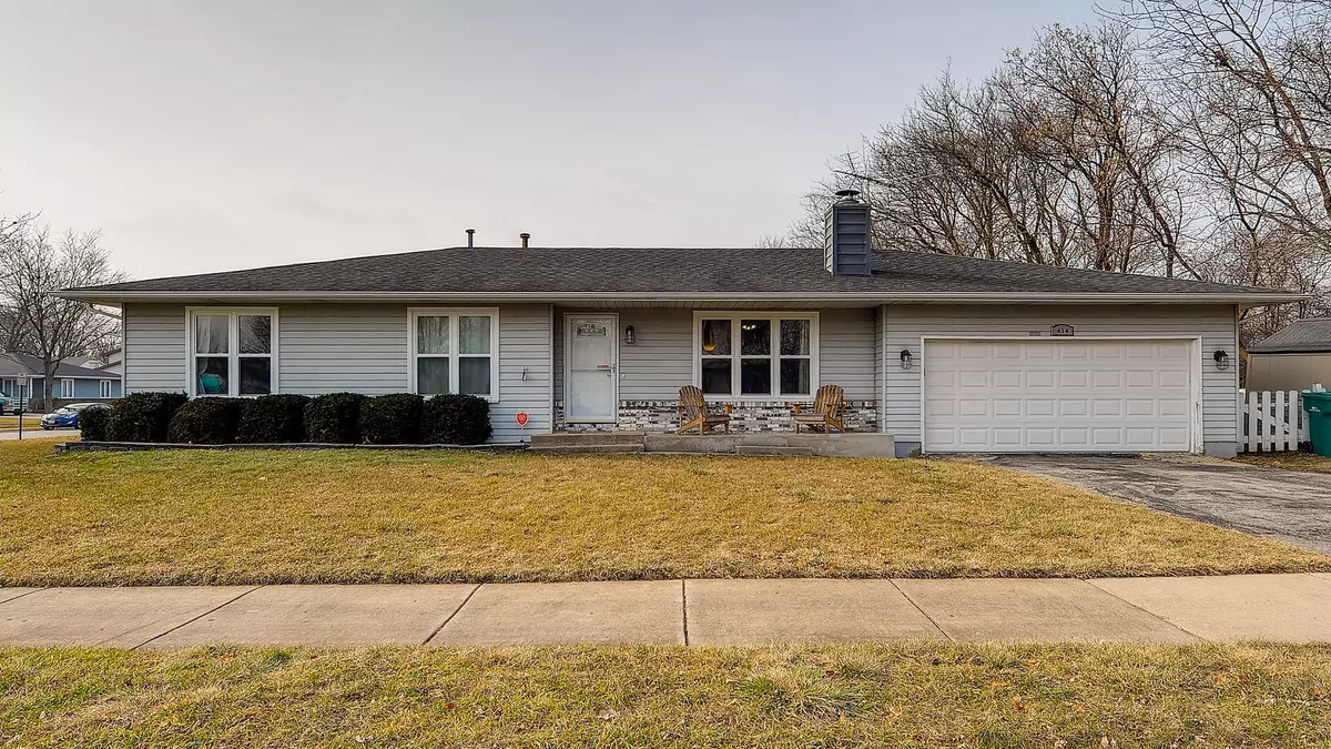 Wheeling, IL 60090,424 9th ST