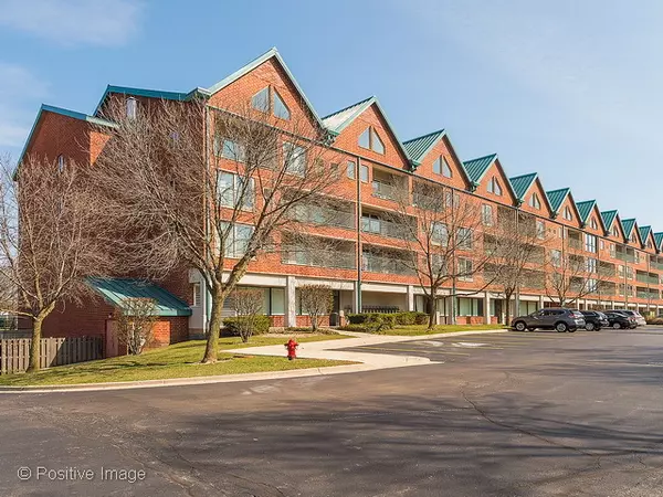 1111 Burlington AVE #413, Lisle, IL 60532