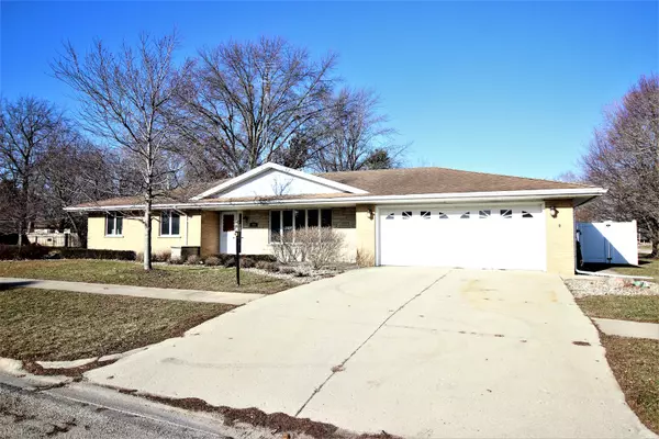 Herscher, IL 60941,475 E 4th ST