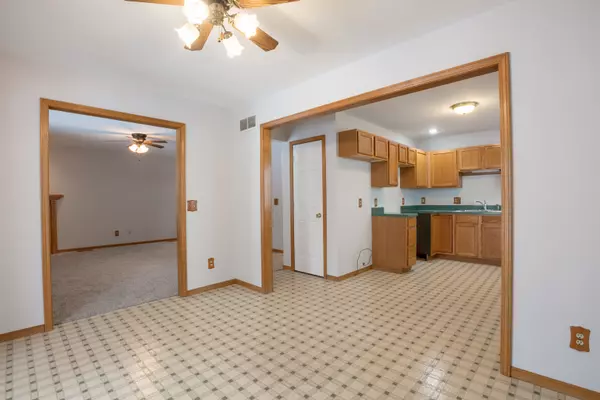 Normal, IL 61761,1221 Beacon Hill CT