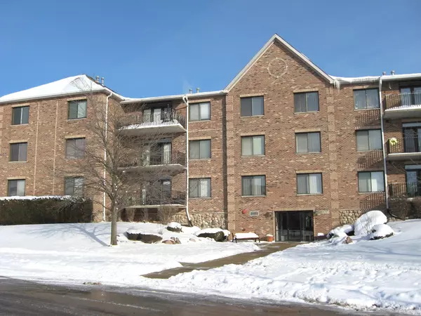 11035 Deblin LN #202, Oak Lawn, IL 60453