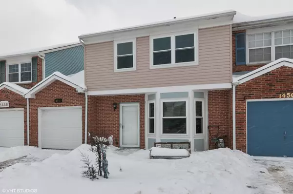 1448 Harvard CT #1448, Carol Stream, IL 60188